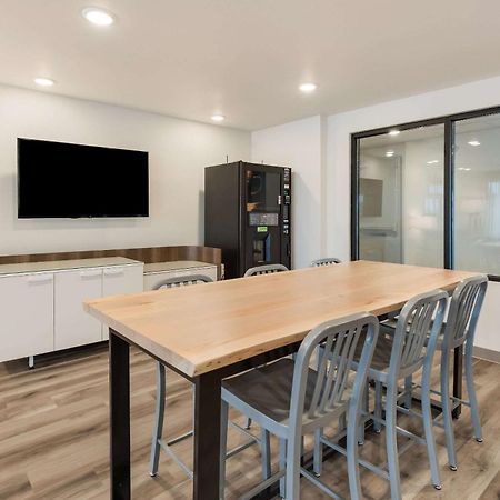 Woodspring Suites מרידיאן מראה חיצוני תמונה