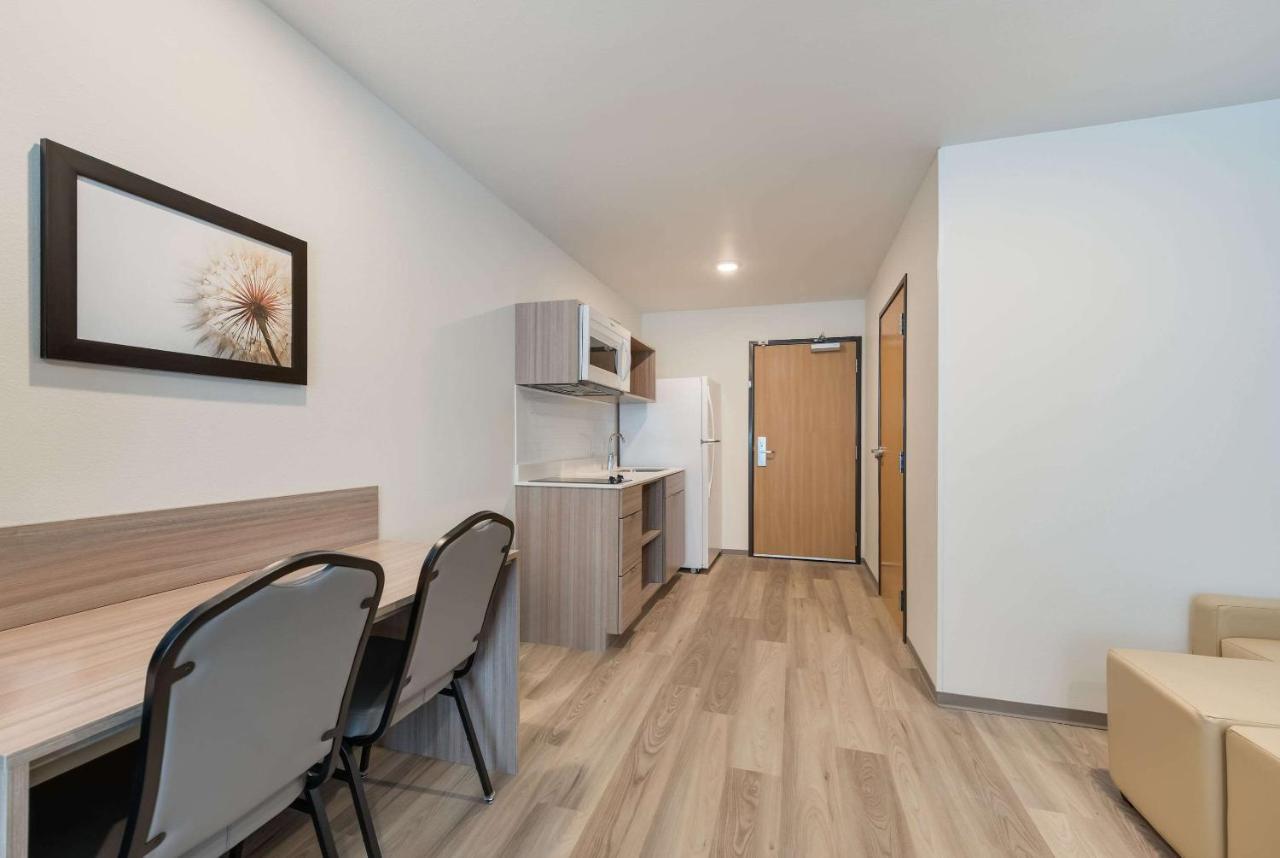 Woodspring Suites מרידיאן מראה חיצוני תמונה