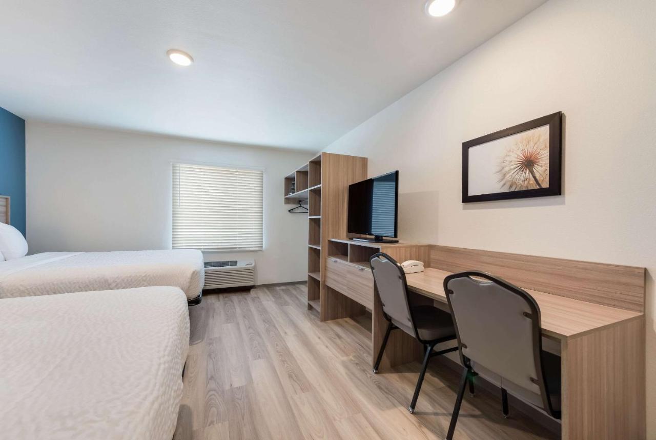 Woodspring Suites מרידיאן מראה חיצוני תמונה