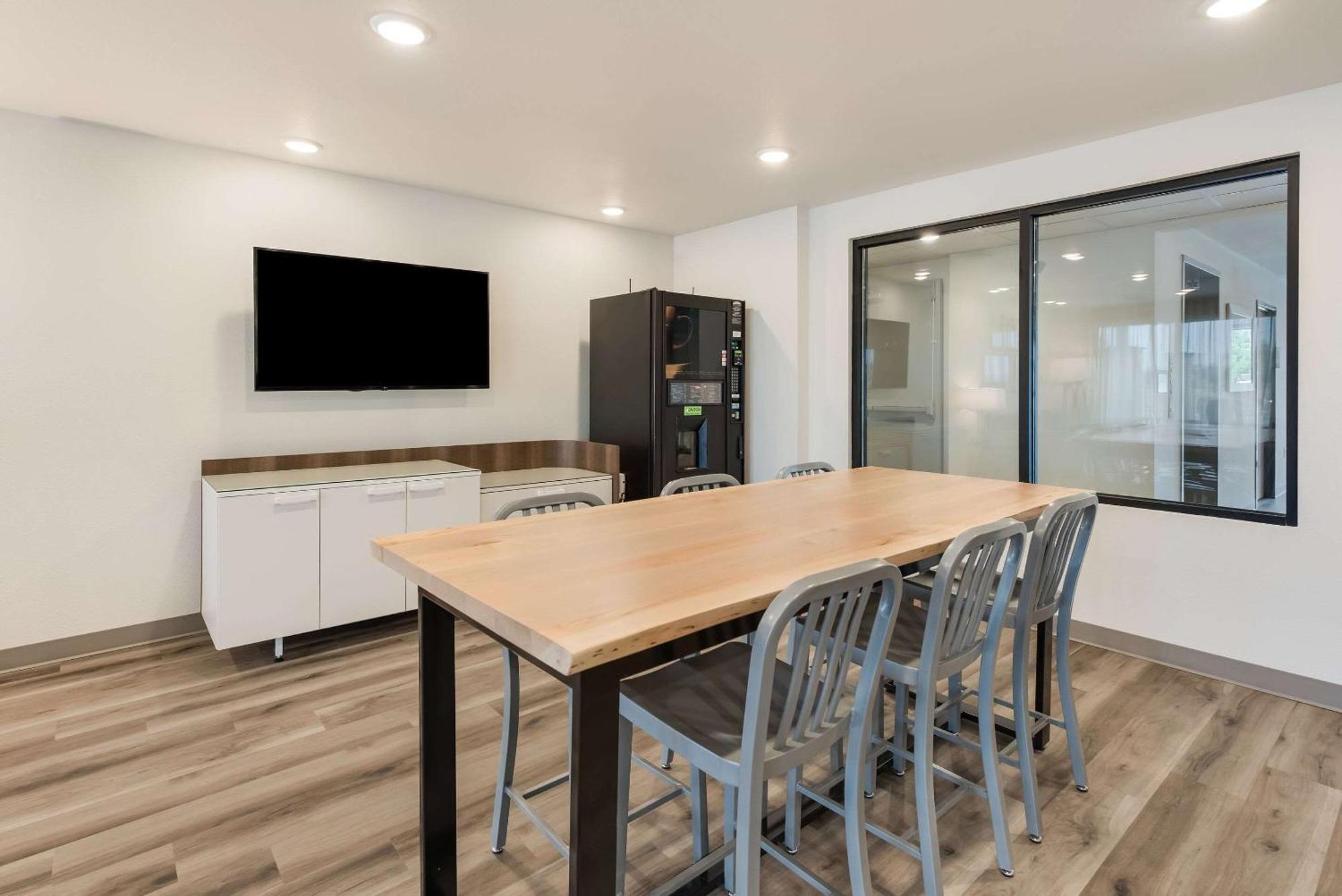 Woodspring Suites מרידיאן מראה חיצוני תמונה